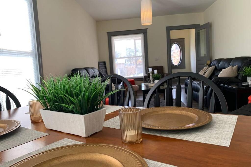 5Br Niagara Getaway Prime Location-Sleeps 10 Villa Ниагарски водопад Екстериор снимка