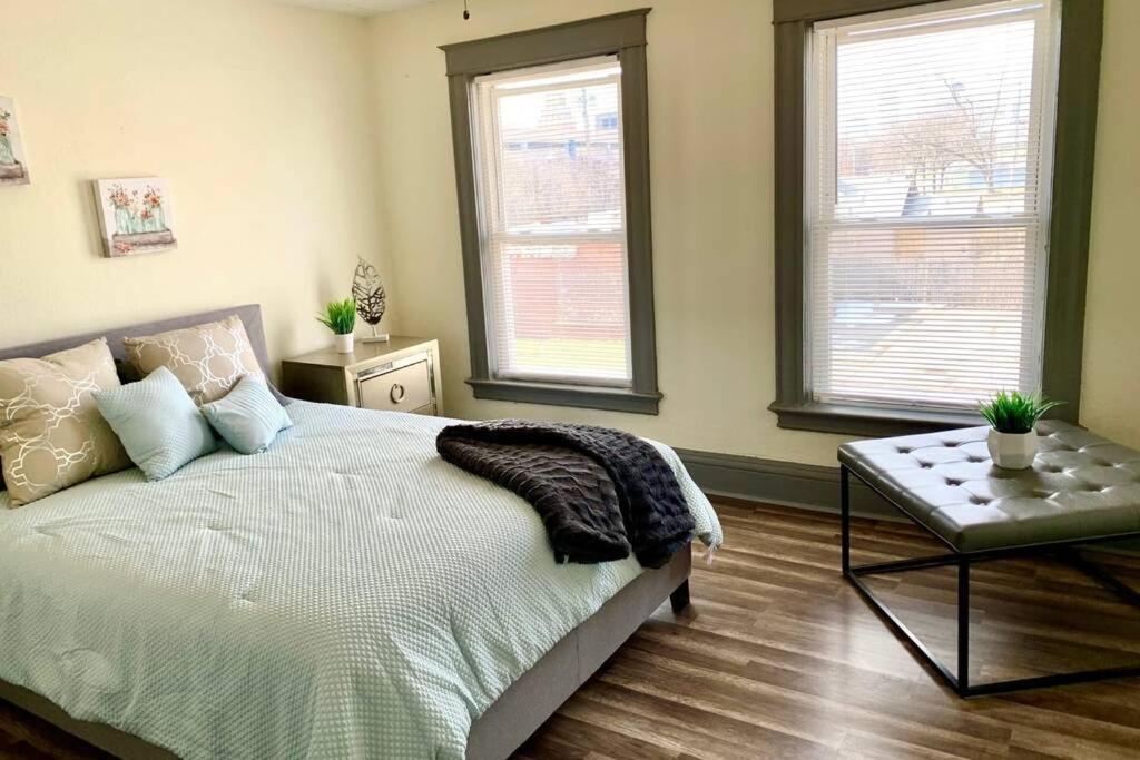 5Br Niagara Getaway Prime Location-Sleeps 10 Villa Ниагарски водопад Екстериор снимка