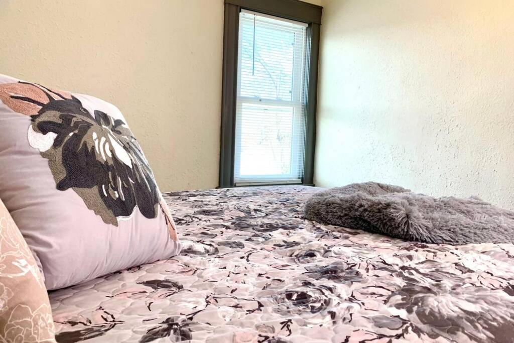 5Br Niagara Getaway Prime Location-Sleeps 10 Villa Ниагарски водопад Екстериор снимка